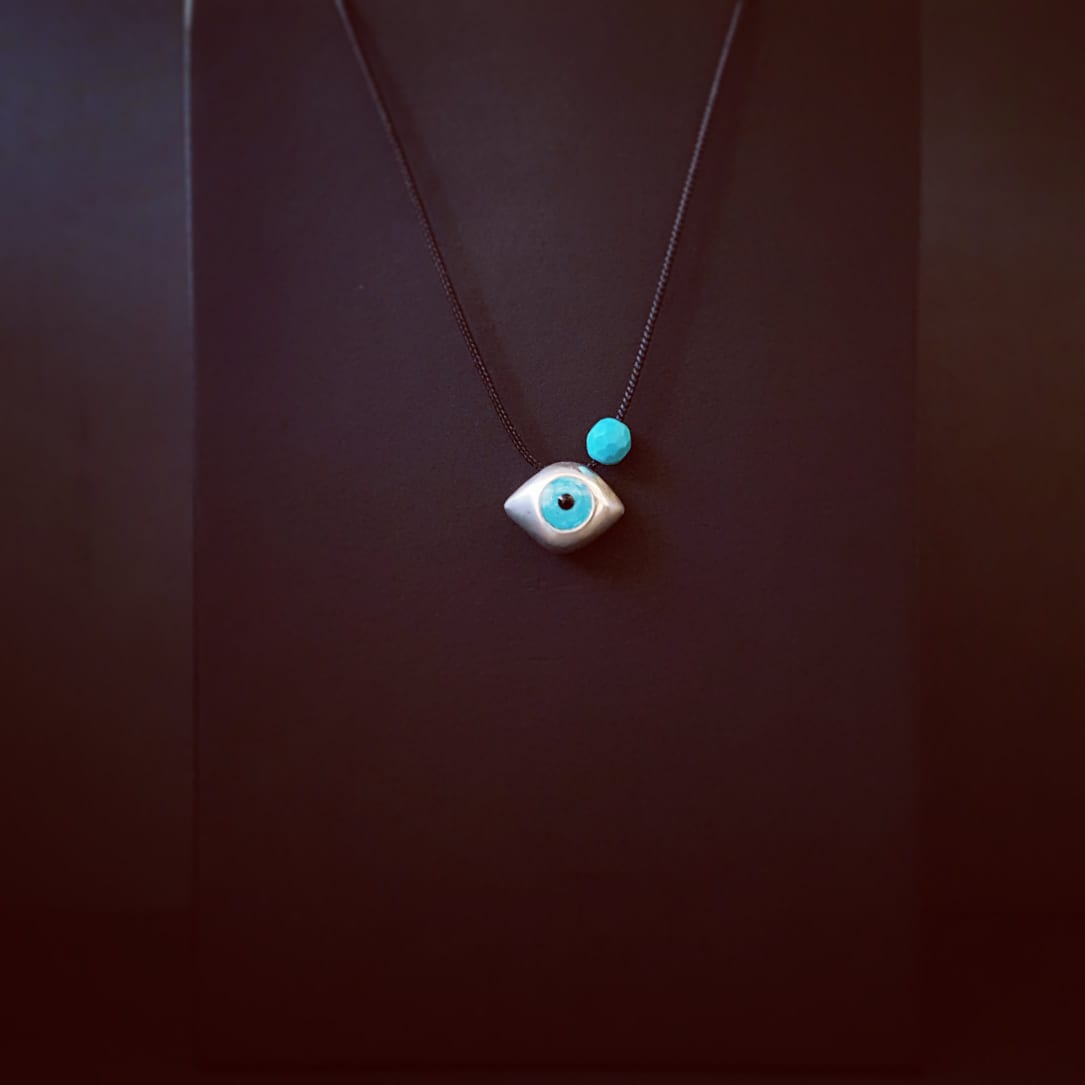 EYE FOR LUCK