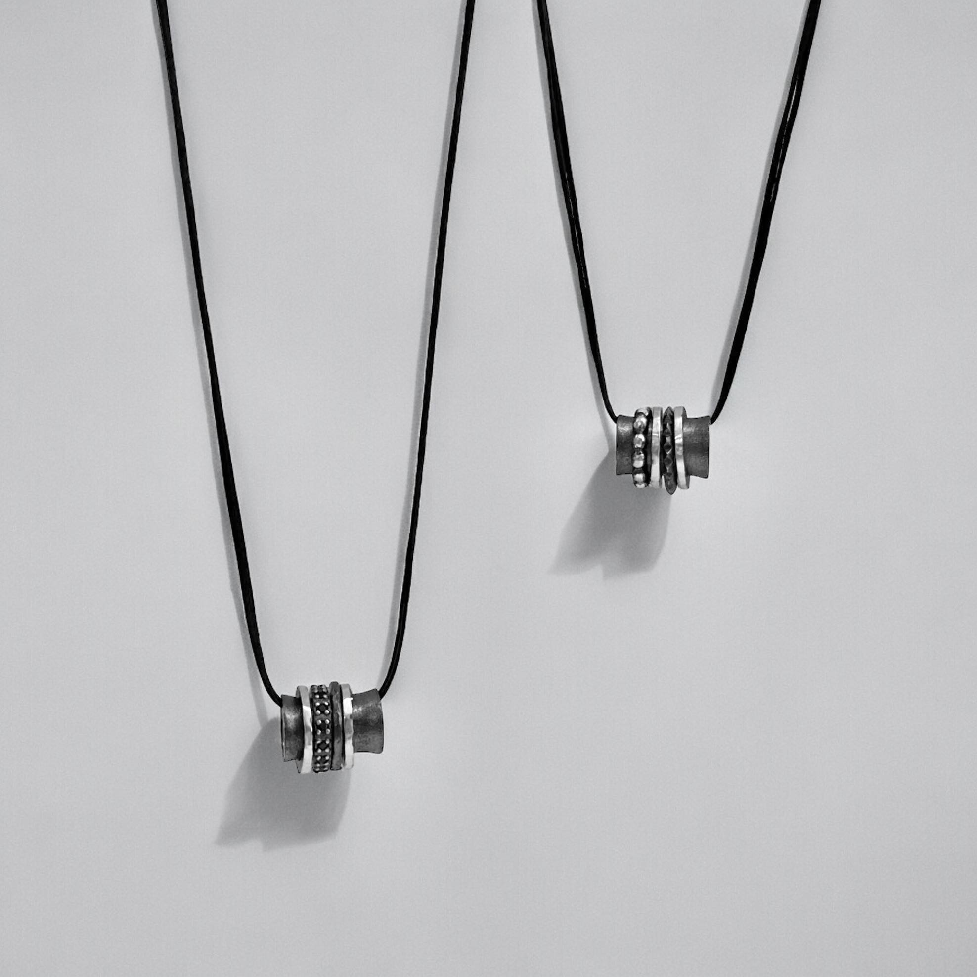 4 RINGS - Image 2