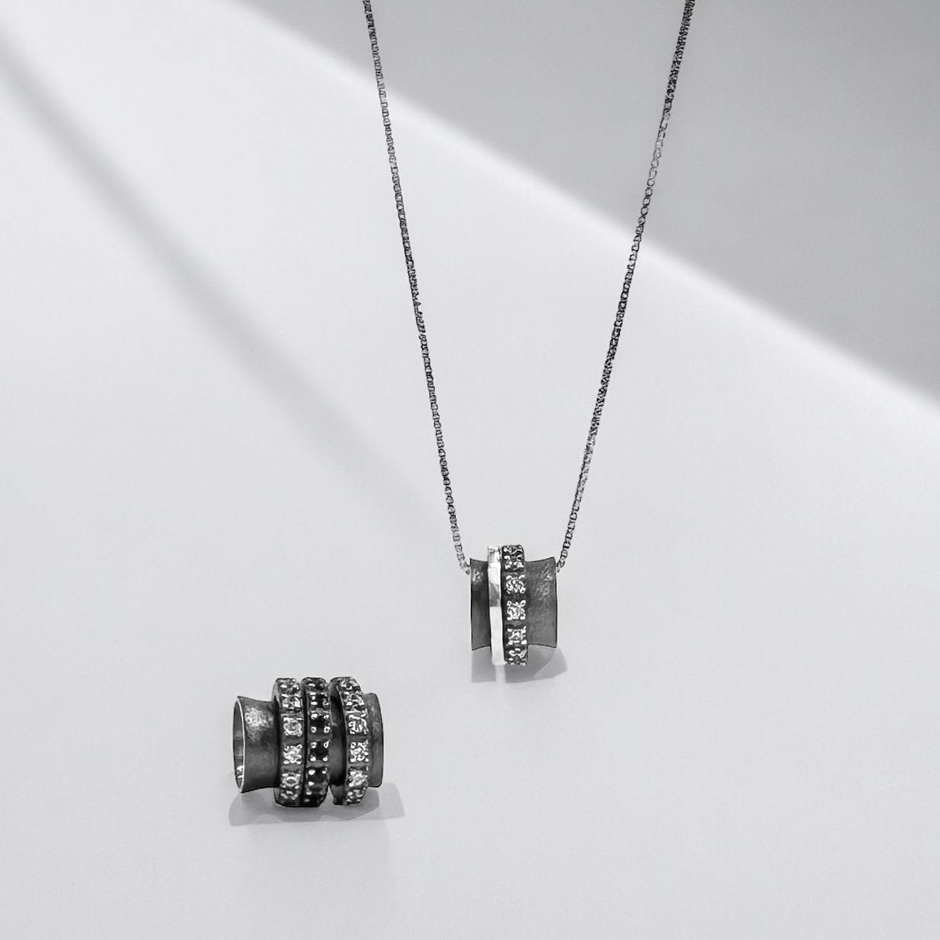 RIVIERA & SILVER - Image 6