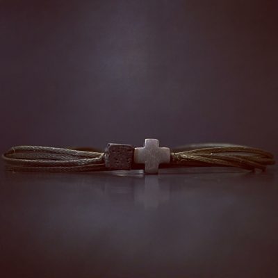 CROSS & LAVA