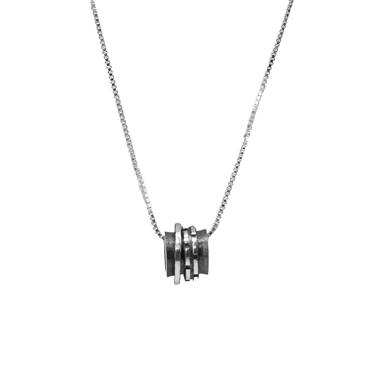 RINGS & CHAIN