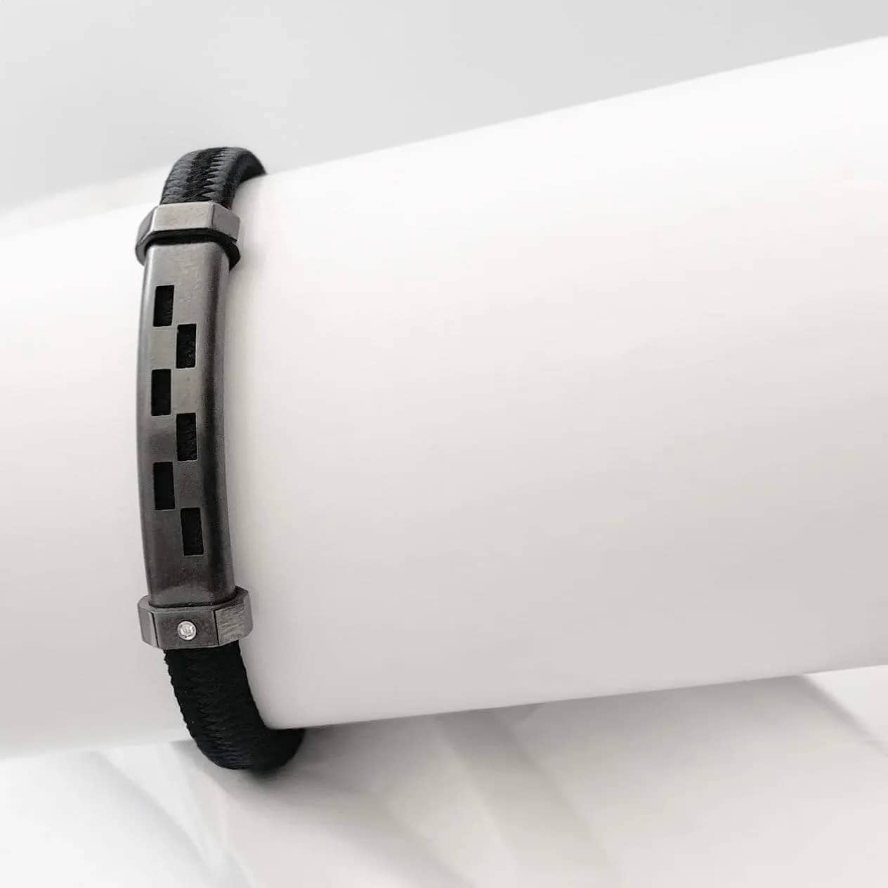 NAUTICO BLACK & DIAMOND - Image 2