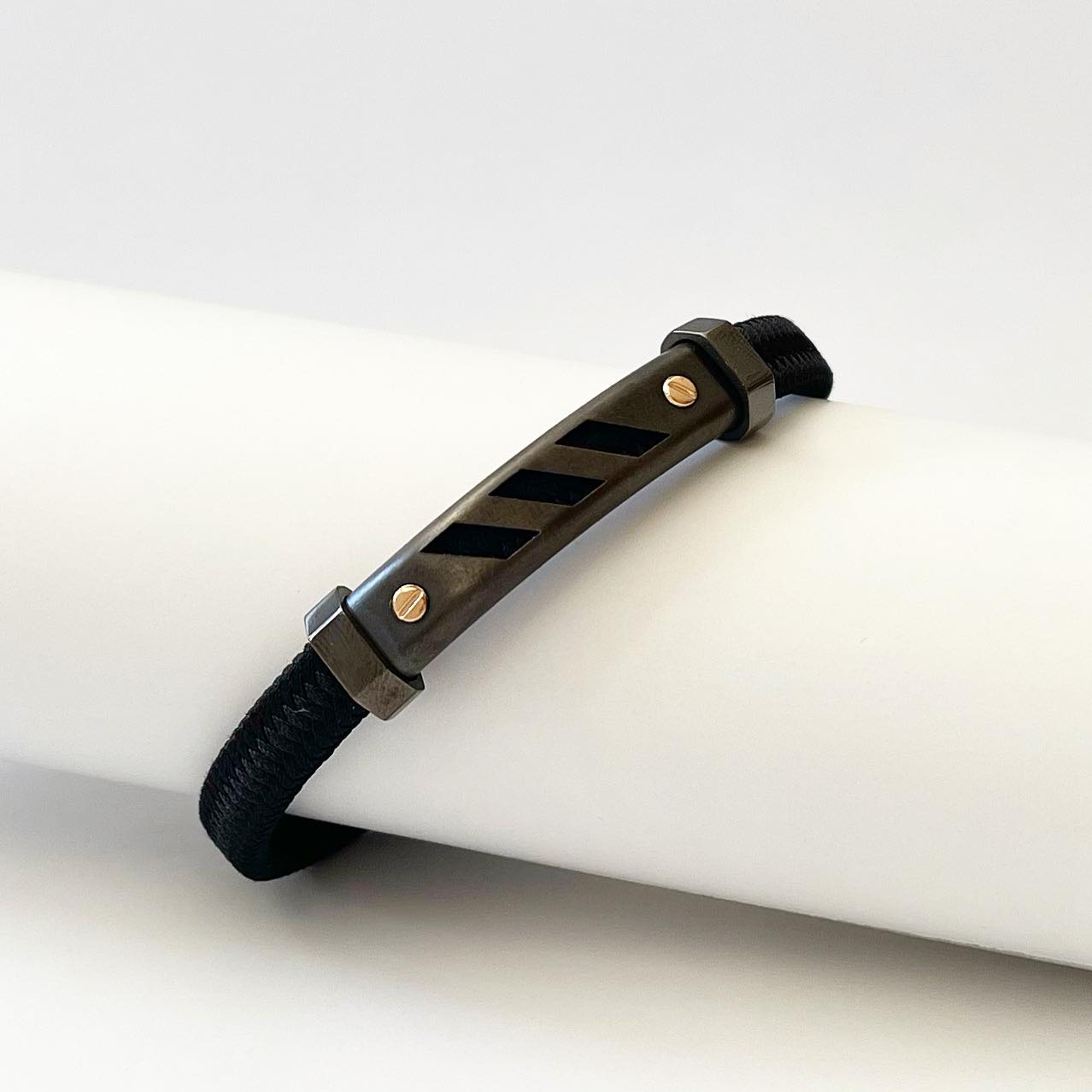 NAUTICO BLACK & GOLD - Image 2