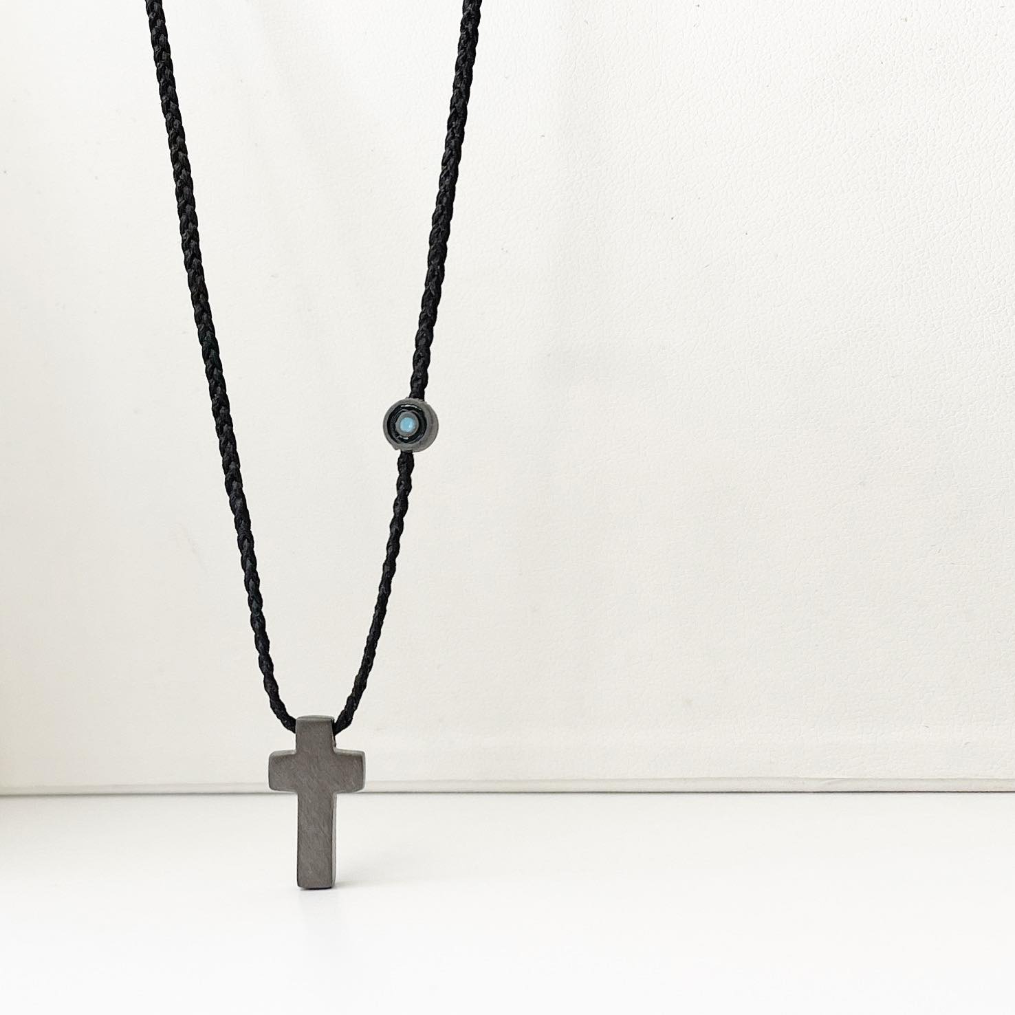 CROSS & EYE - Image 3