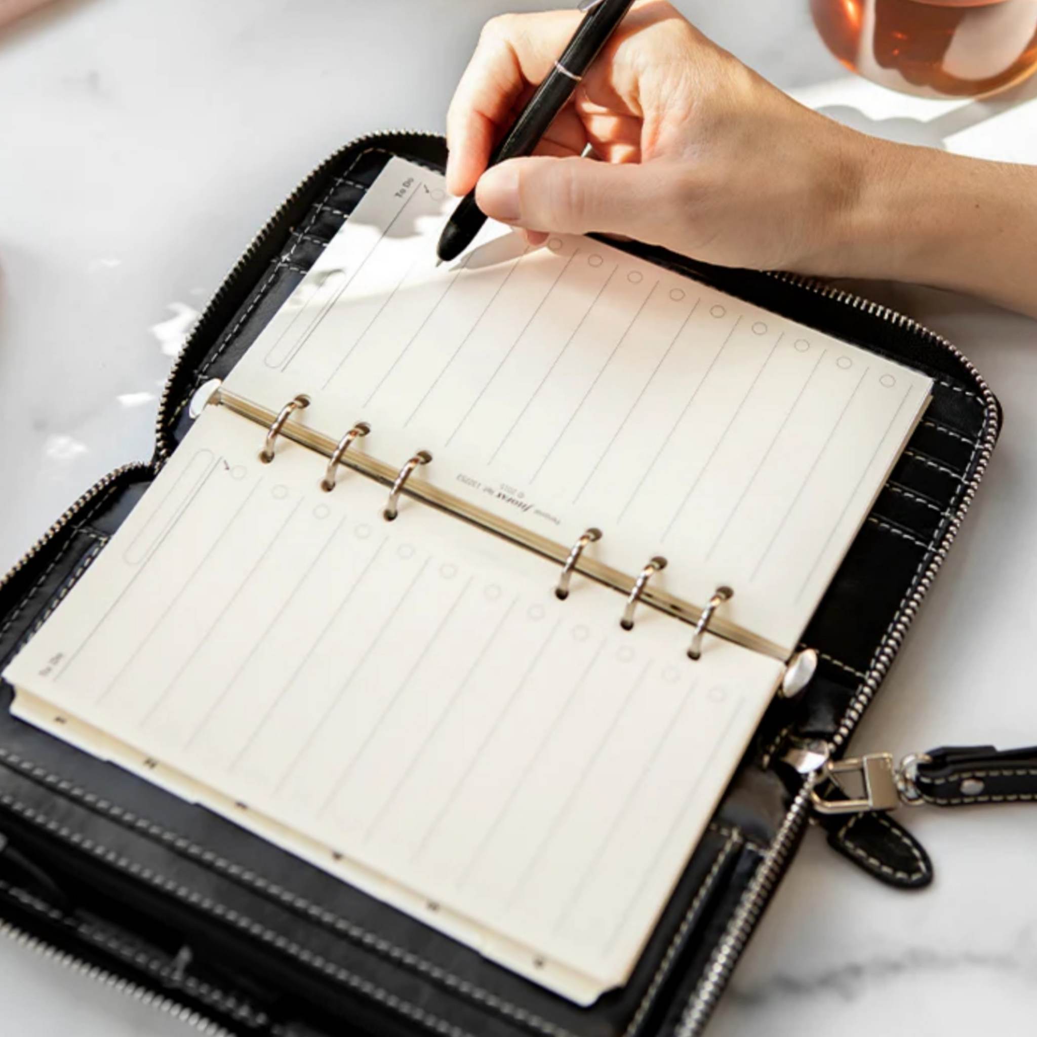 ORGANISER PERSONAL ZIP WITH WRISTLET - Image 2