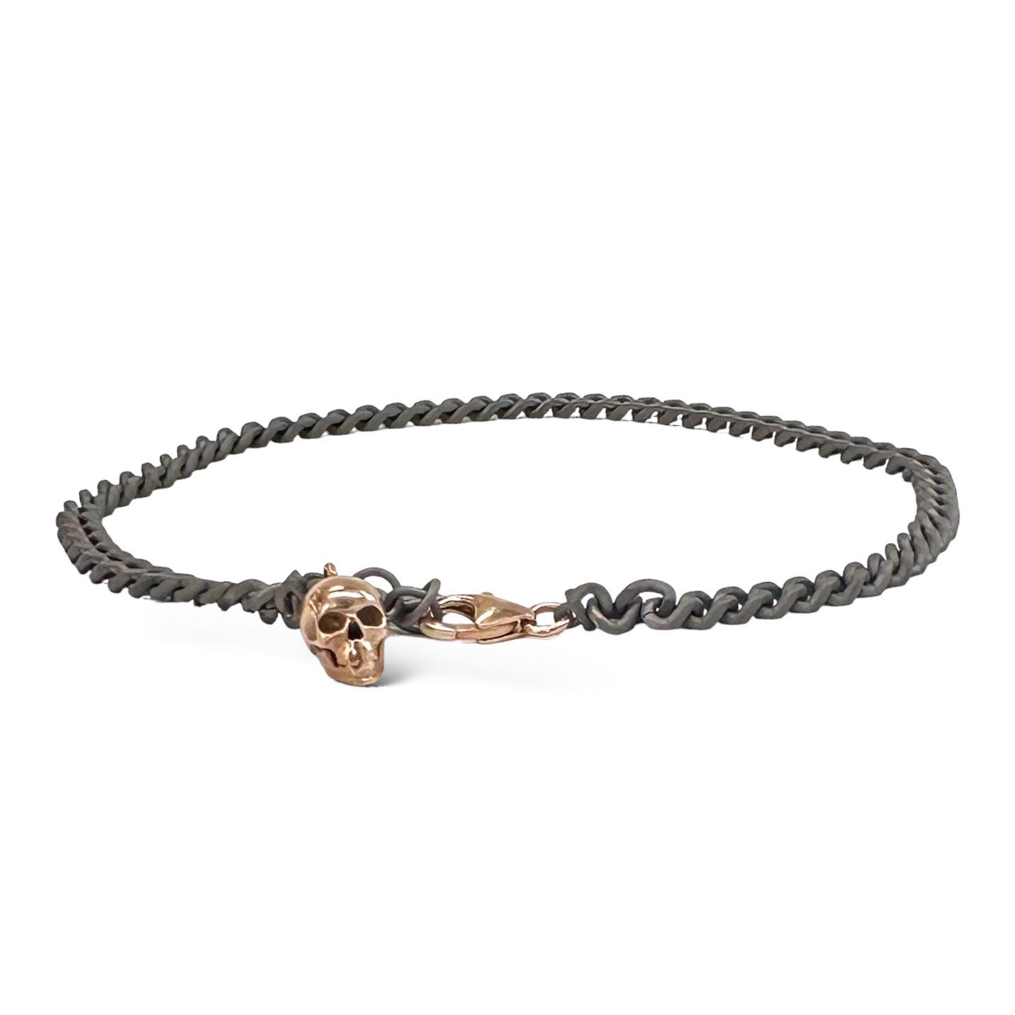 CHAIN & SKULL