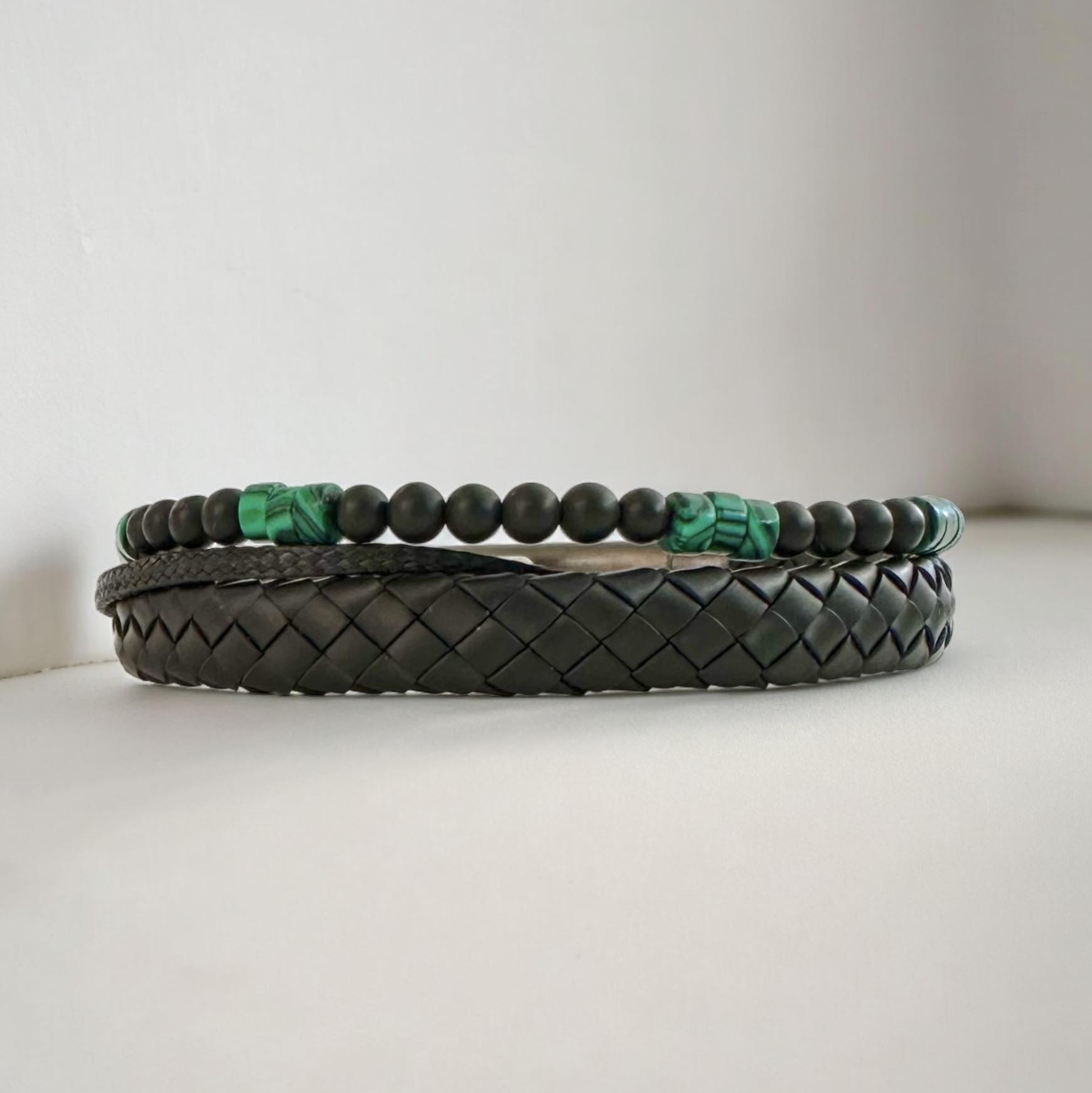 BLACK & GREEN - Image 2