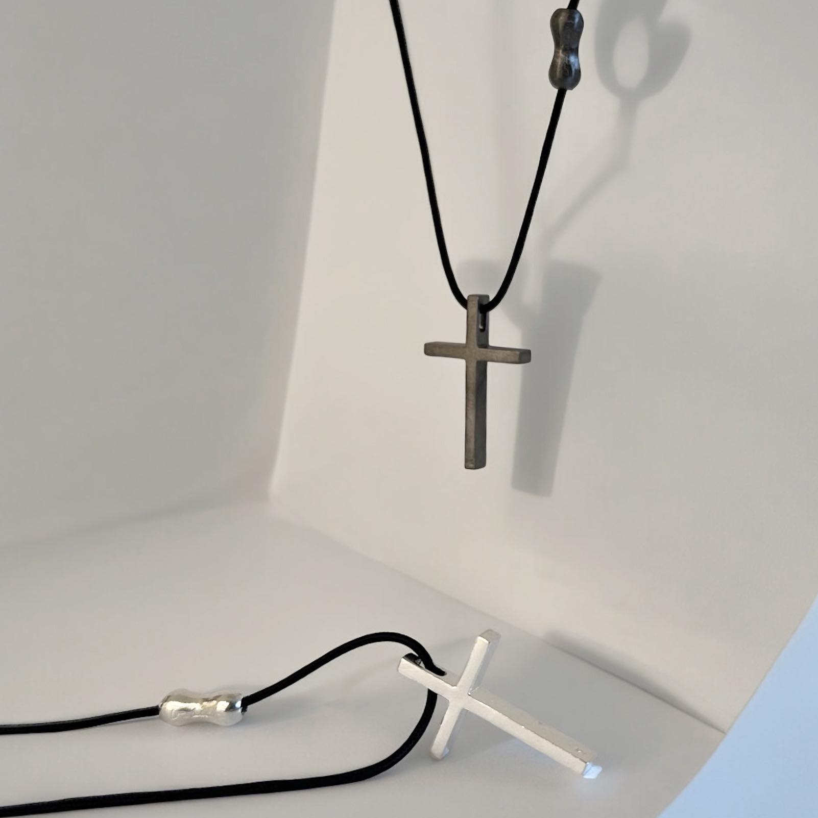 CROSS - Image 3