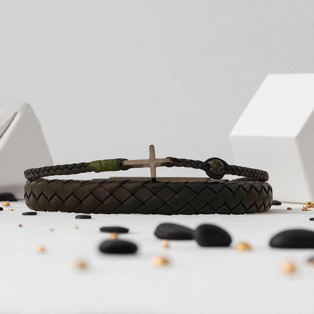 CROSS & LAVA - Image 2