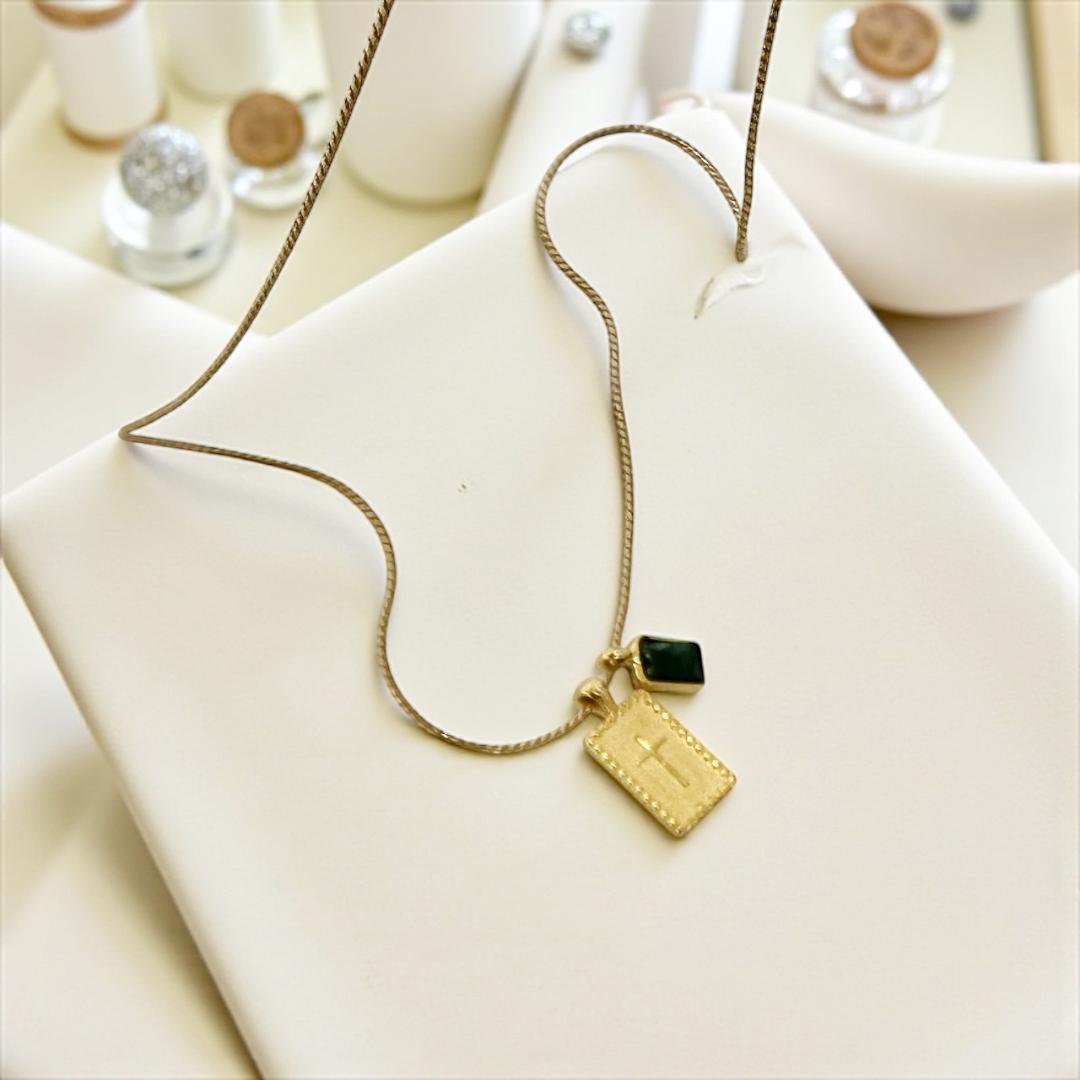 CROSS & EMERALD - Image 2