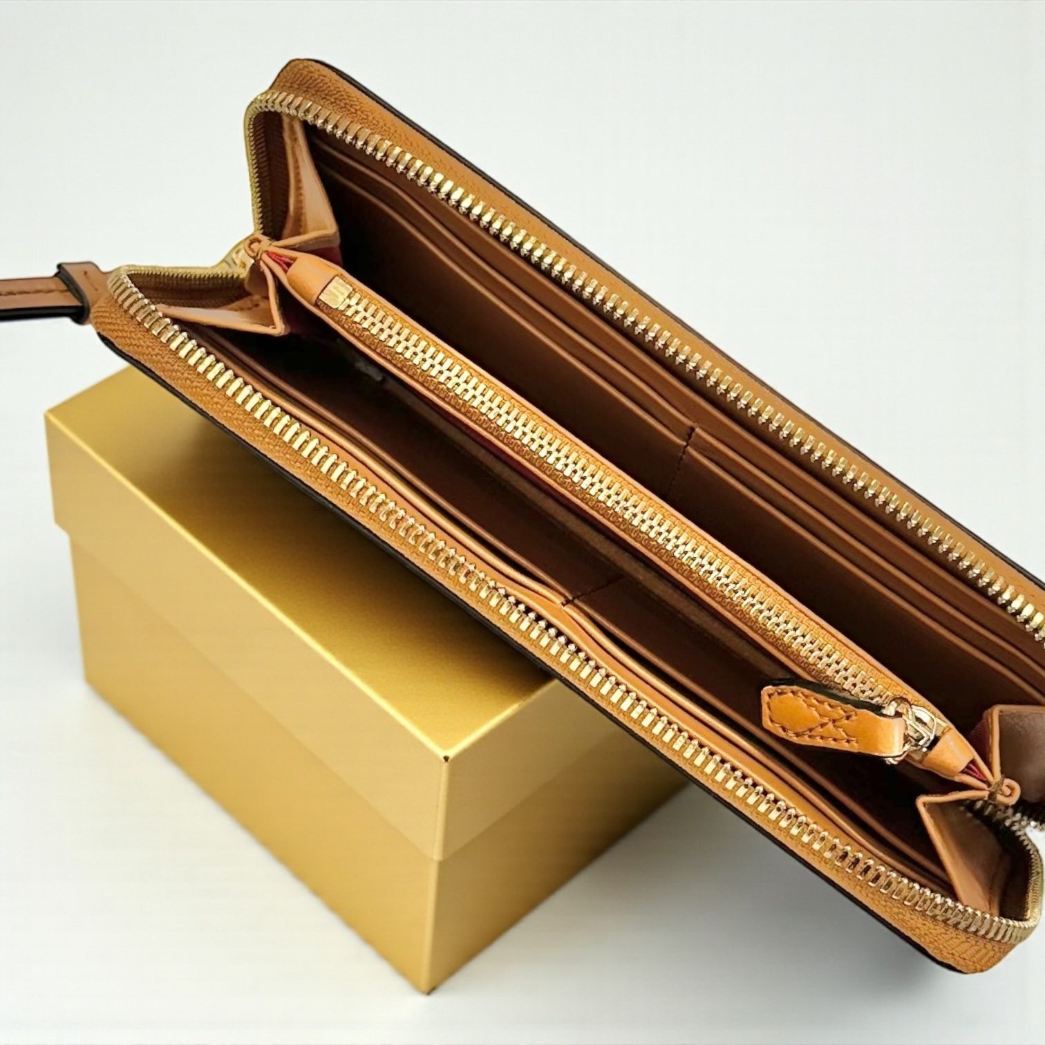 ΠΟΡΤΟΦΟΛΙ / LONG ZIP AROUND WALLET - Image 2