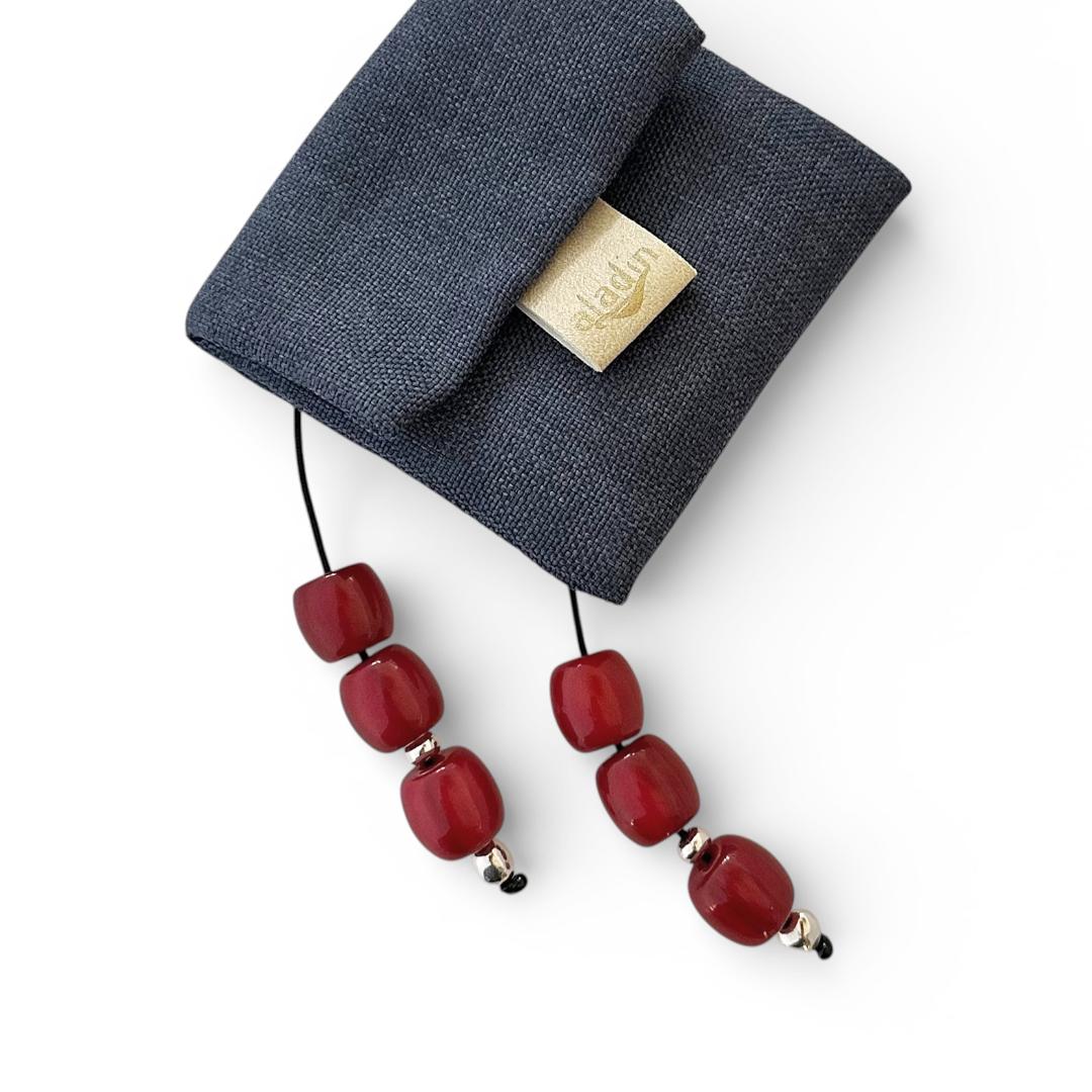 RED RESIGN - Image 3