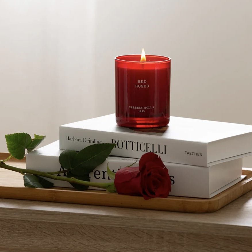 Red Roses 230 g Candle | Limited Edition - Image 4