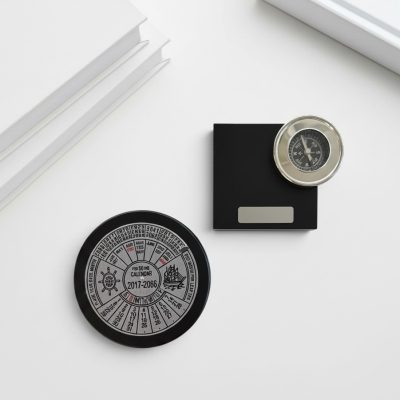 PRESS PAPIER / 50 YEARS CALENDER