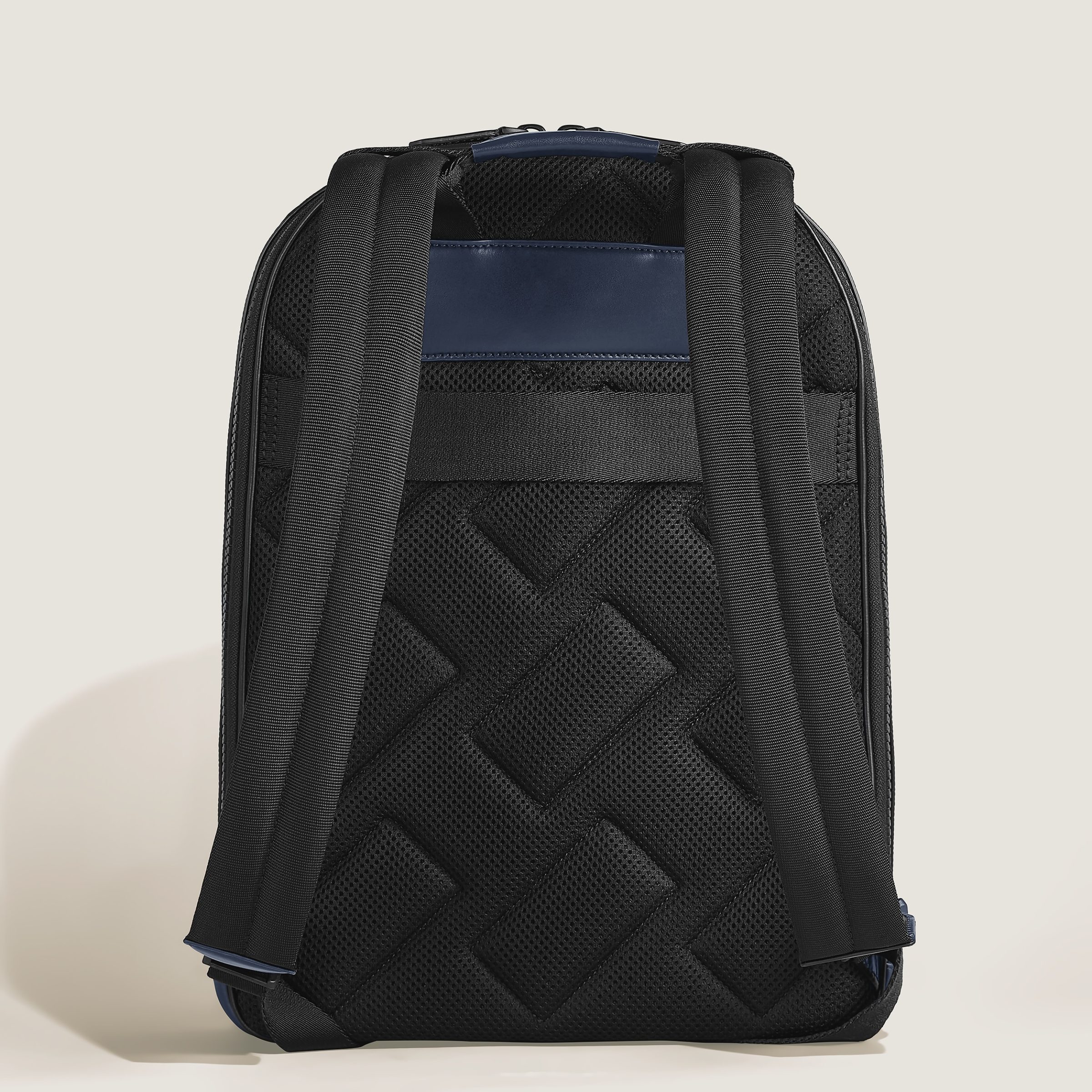 ΣΑΚΙΔΙΟ / LARGE BACKPACK WITH 3 COMPARTMENTS IN EXTREME LEATHER - Image 3