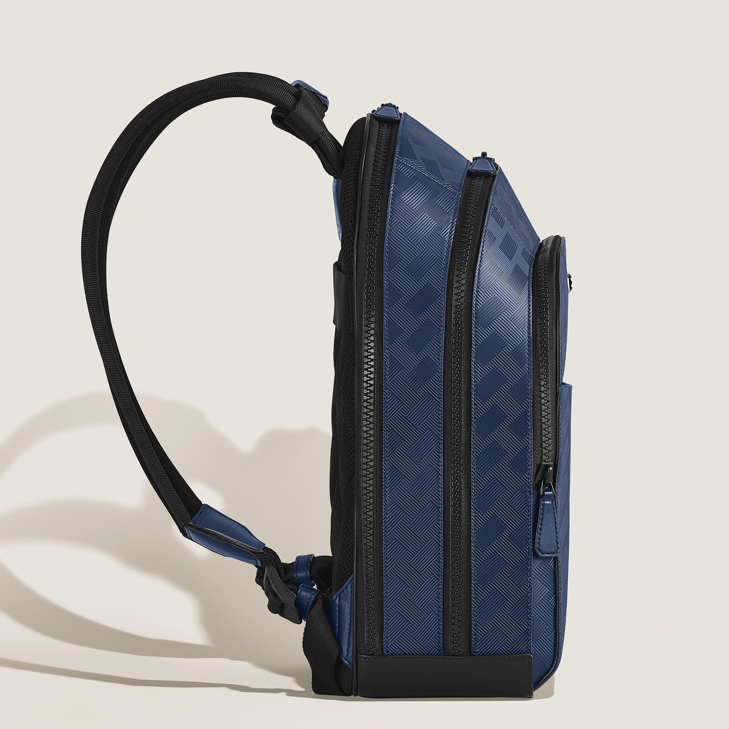 ΣΑΚΙΔΙΟ / LARGE BACKPACK WITH 3 COMPARTMENTS IN EXTREME LEATHER - Image 2