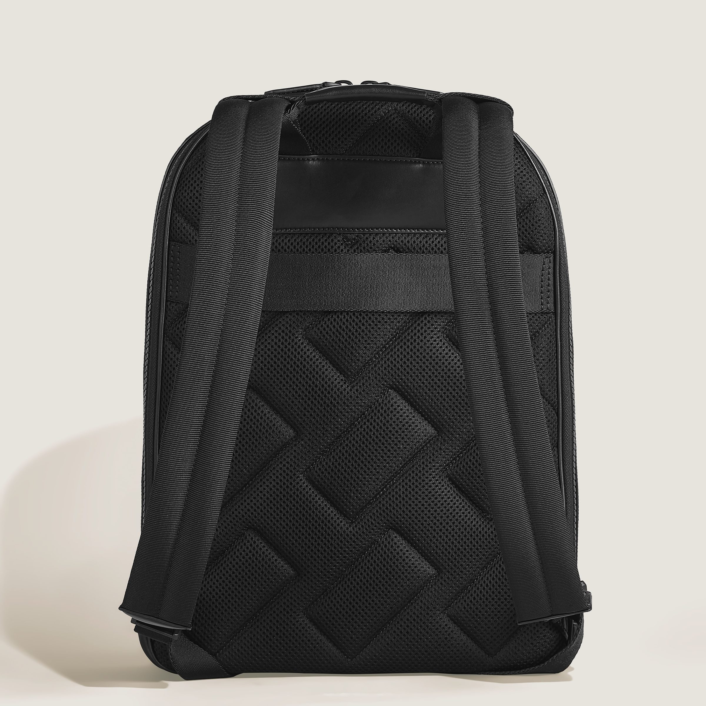 ΣΑΚΙΔΙΟ / LARGE BACKPACK WITH 3 COMPARTMENTS IN EXTREME LEATHER - Image 4